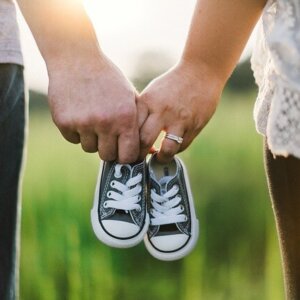 子供が欲しいけど、容姿が悪い…25歳・理学療法士の男性が4歳年上の女性と結婚するまで